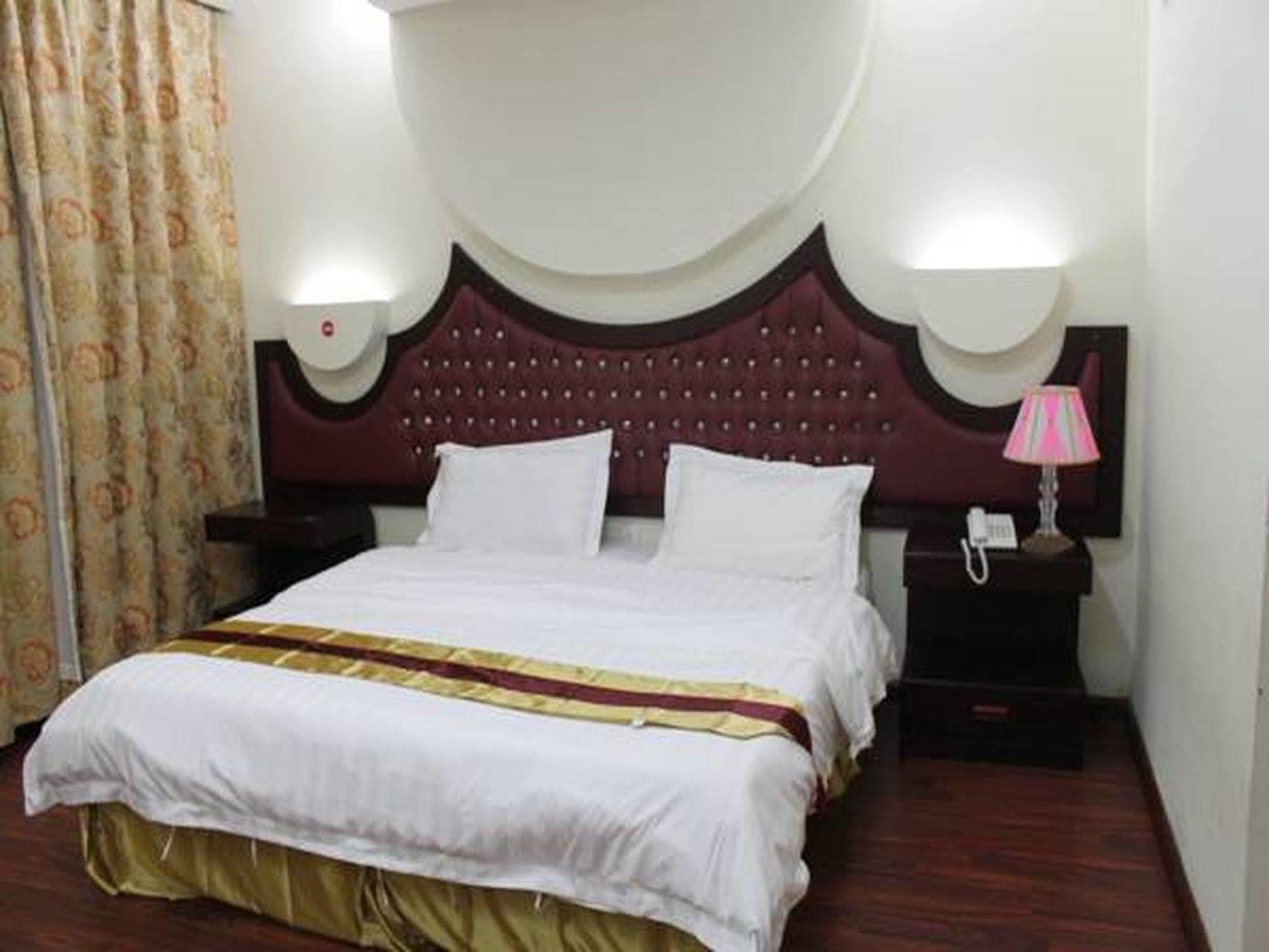 Kenanah Jeddah Hotel Экстерьер фото